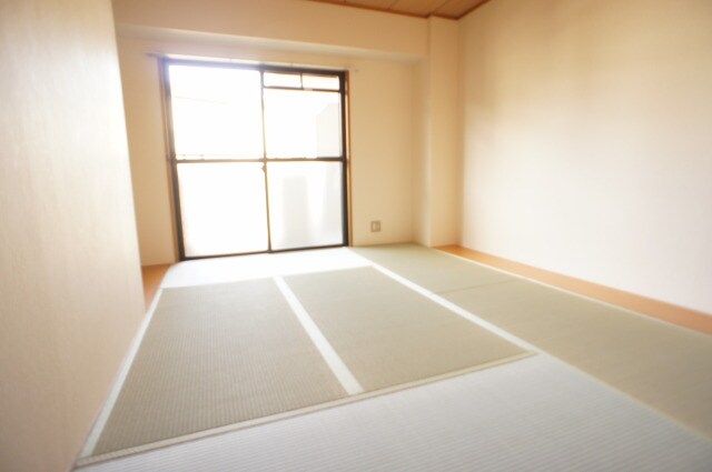 物件内観写真11　(和室)