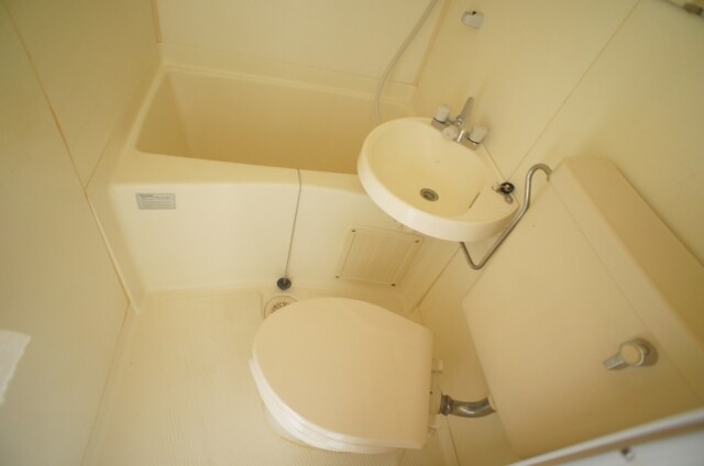 物件内観写真14　(使いやすい３点ユニット)