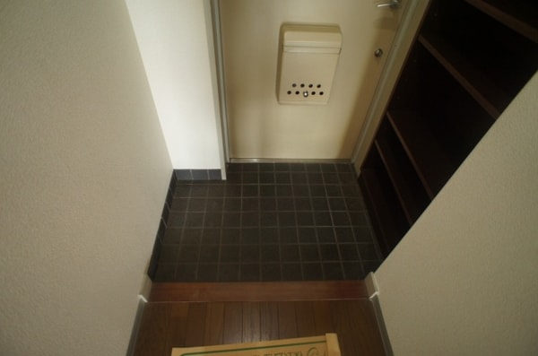 玄関(玄関)