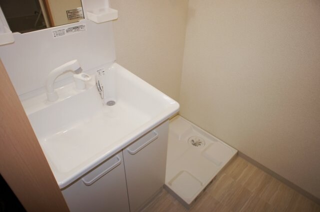 物件内観写真6　(洗面所)