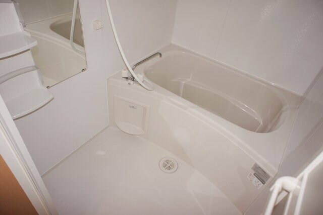 物件内観写真7　(バスルーム)