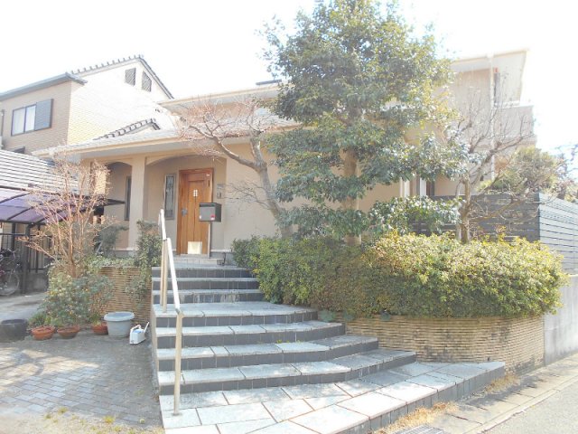 広沢２丁目貸家
