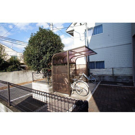 物件外観写真2　(駐輪場)