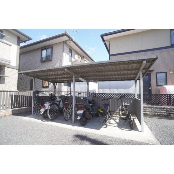 その他共有部分(駐輪場)