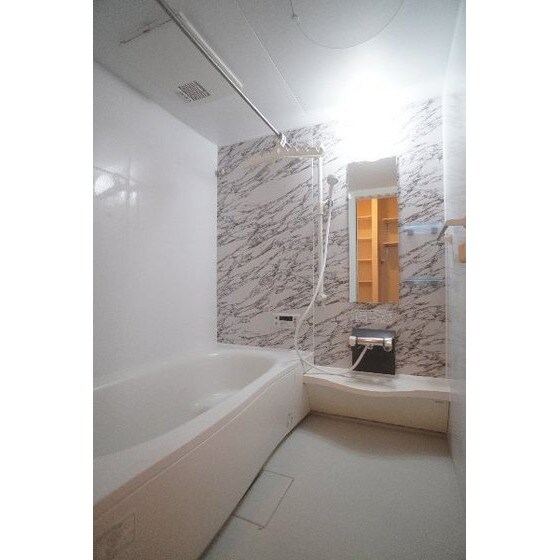 ＣＯＷＺのバス