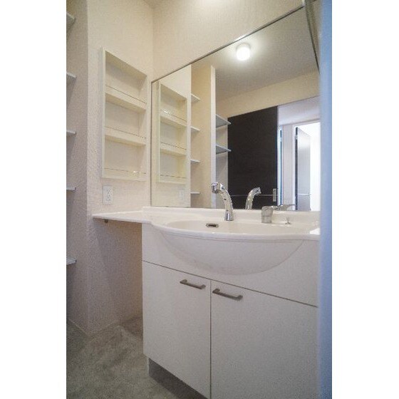 ＣＯＷＺの洗面所