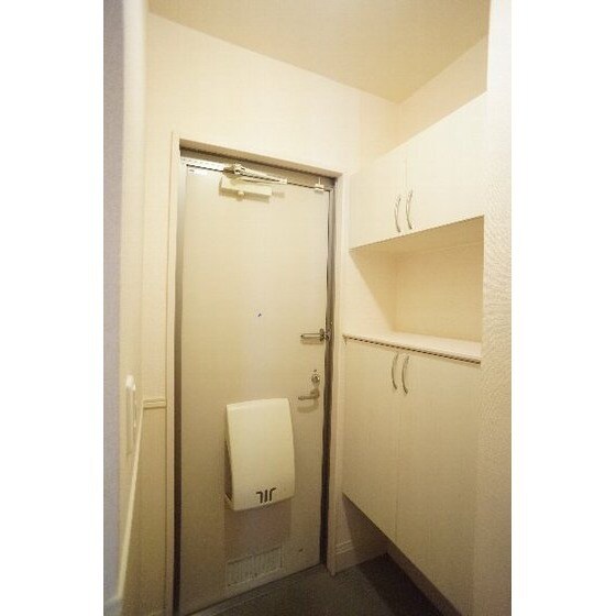 ＣＯＷＺの玄関