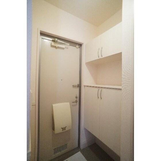 ＣＯＷＺの玄関