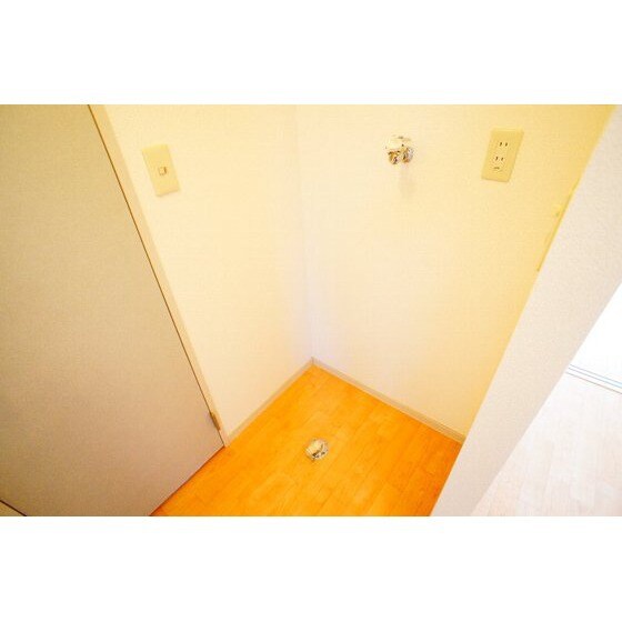 物件内観写真14　(室内洗濯機置き場)