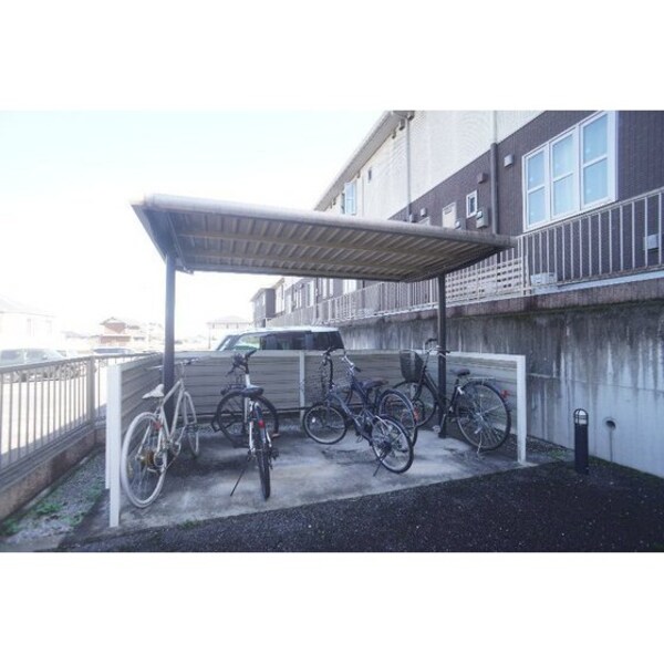 その他共有部分(駐輪場)