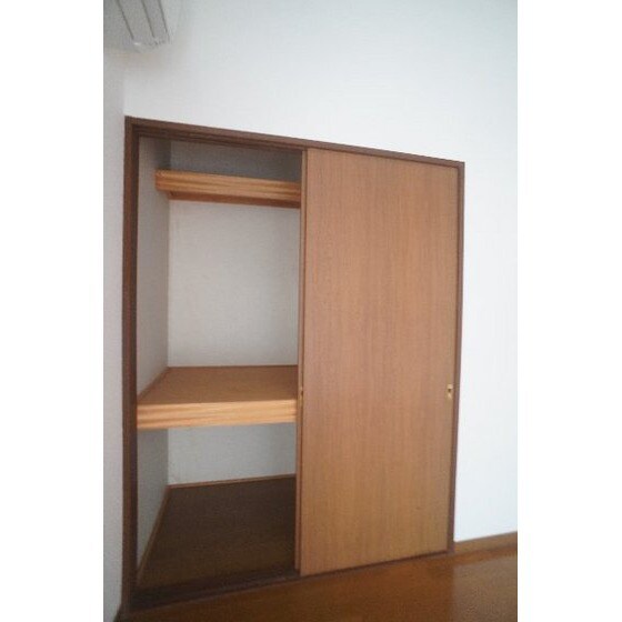 サンレジデンス（大八木）ＡＢの収納