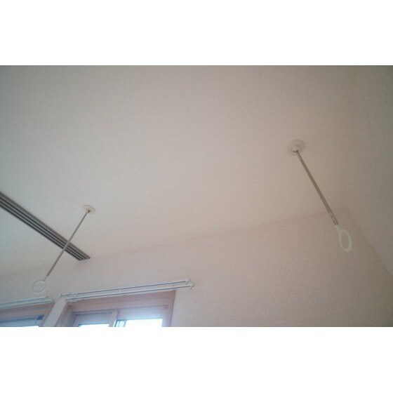 メゾン・ルーチェのその他設備(室内物干し)