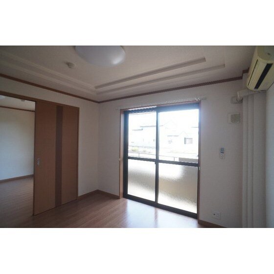 コンフォート　レジデンスの居室・リビング