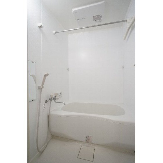 バス／シャワールーム等(追い焚き、浴室乾燥機付き)