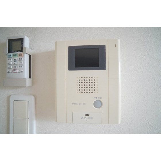 物件内観写真14　(TV付きインターホン)