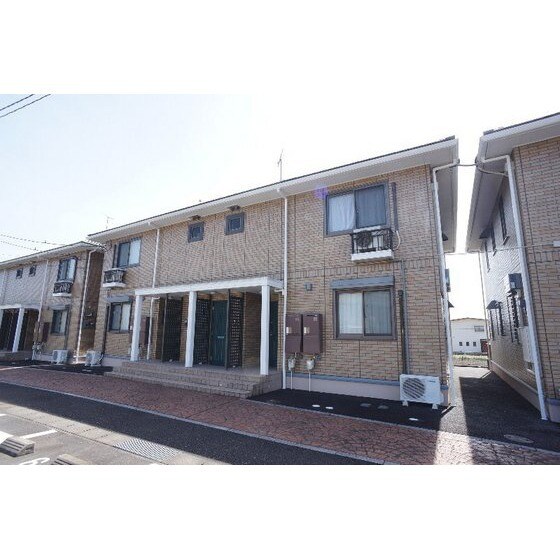 物件外観写真1　(Ｂ棟)