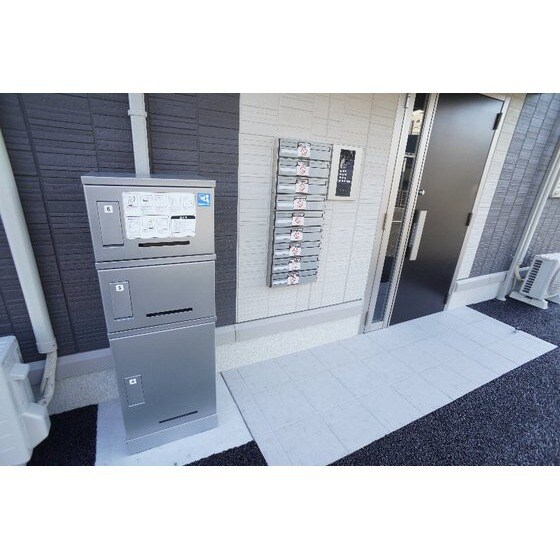 メゾンレジデンスのその他設備(宅配ボックスあり)