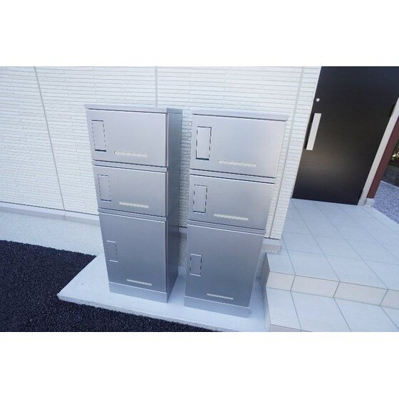 物件内観写真16　(宅配ボックス)