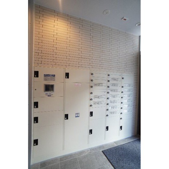 物件内観写真16　(宅配ボックス)