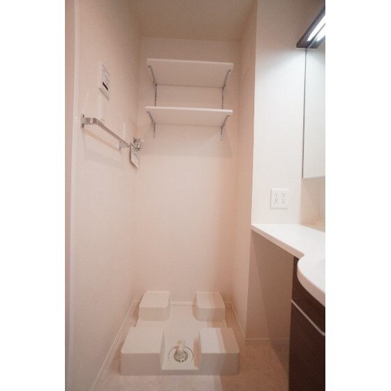 物件内観写真11　(※同仕様、別の部屋の写真です)