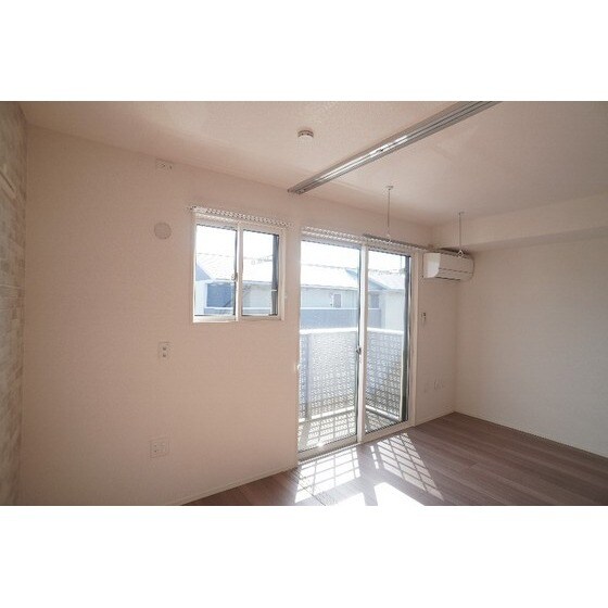 物件内観写真21　(※同仕様、別の部屋の写真です)