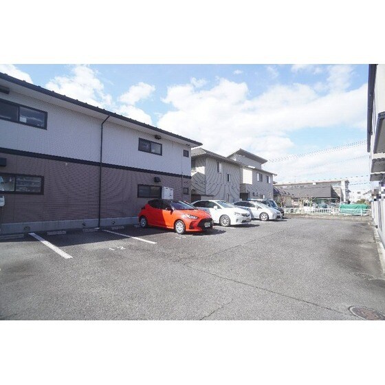 物件外観写真2　(B)