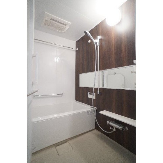 クレアシオンあら町のバス