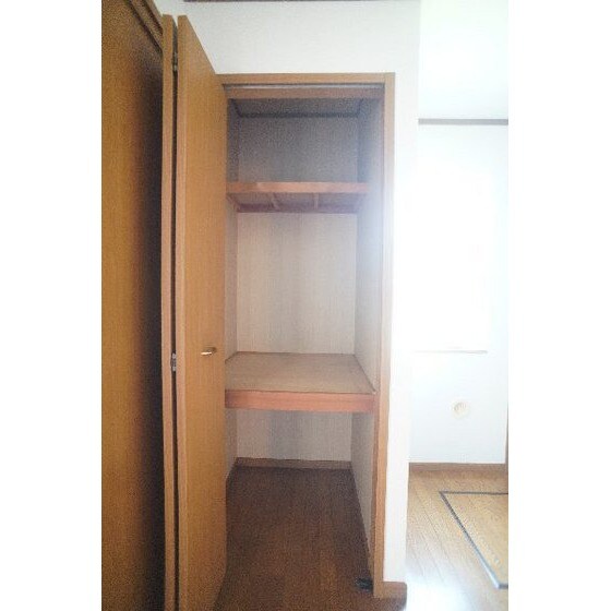 物件内観写真21　(ＤＫの収納)