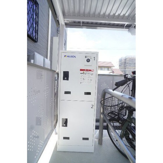 物件内観写真16　(宅配ボックスあり)