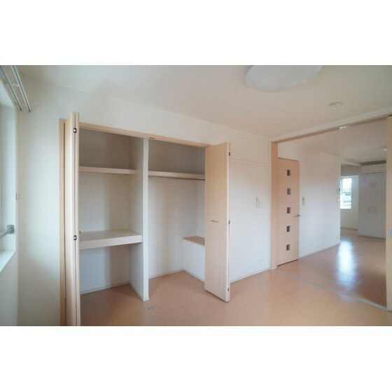 メゾン・ド・ジュネスの収納