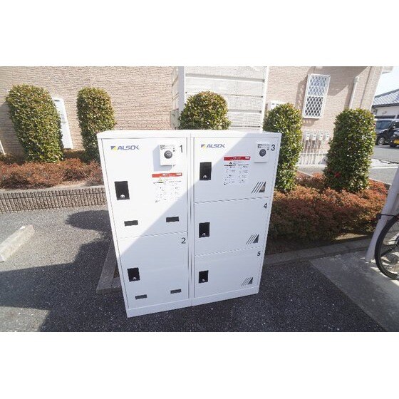 物件内観写真17　(宅配ボックスあり)