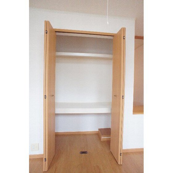 物件内観写真19　(ＬＤＫの収納)