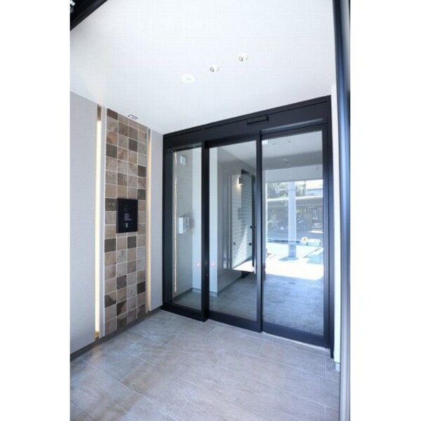 エントランス(オートロックあり)