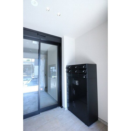 物件外観写真3　(宅配ボックス)