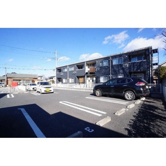 メゾン・トロワ・ド・ジャンコの駐車場