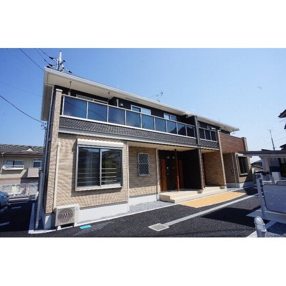 グランツの物件外観写真