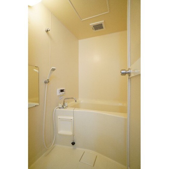 物件内観写真8　(追い焚き付き)