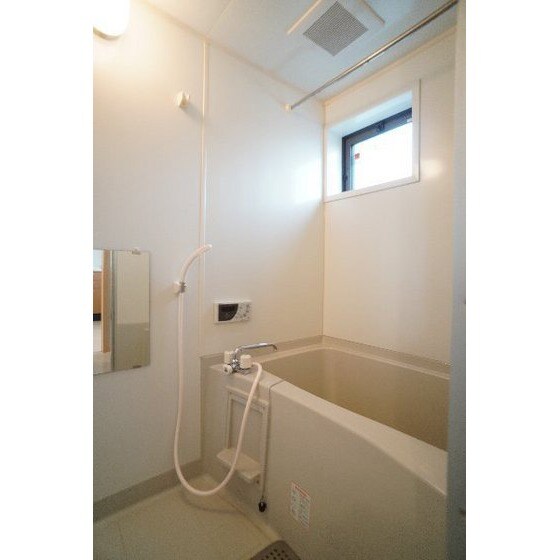 物件内観写真7　(追い焚き付き)