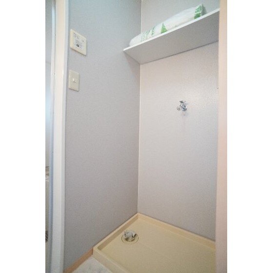 物件内観写真9　(室内洗濯機置き場)