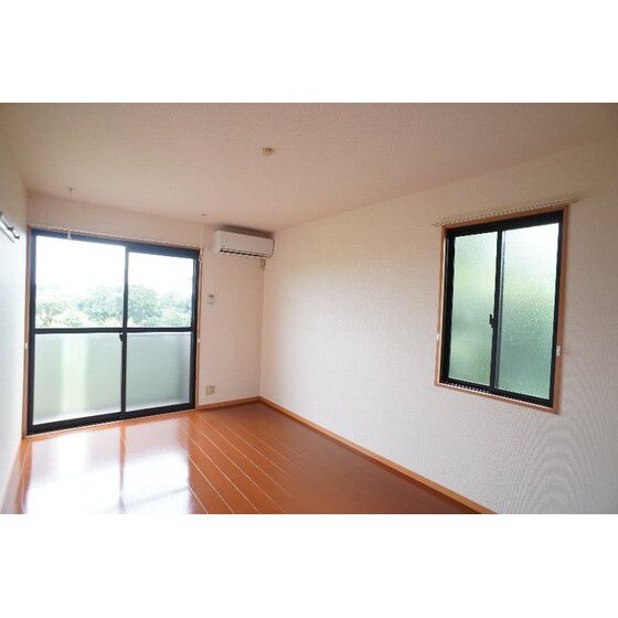 高崎グリーンハイツⅤの居室・リビング