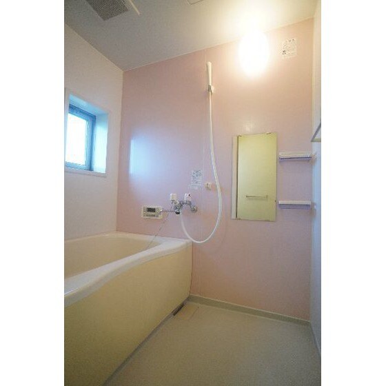 物件内観写真9　(追い焚き付き)