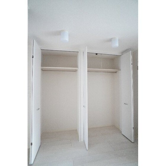 物件内観写真19　(ＬＤＫの収納)