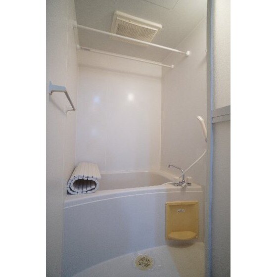 物件内観写真9　(浴室乾燥機付き)
