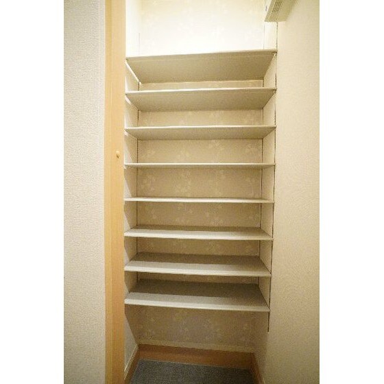 物件内観写真19　(シューズクロークあり)