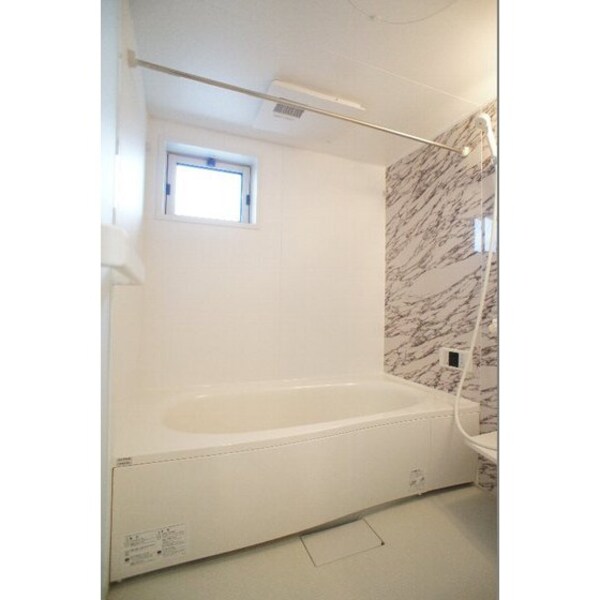バス／シャワールーム等(※同仕様、別の部屋の写真です)