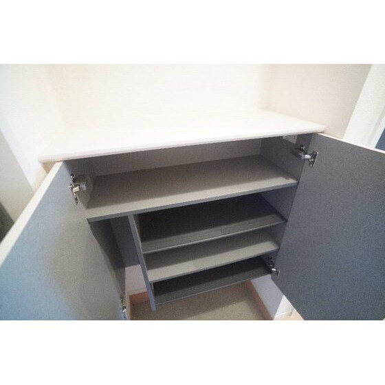 イーストフィールドの玄関