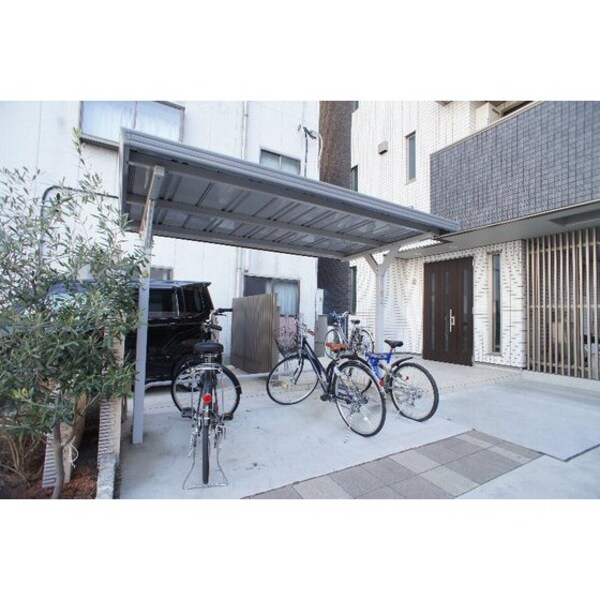 その他共有部分(駐輪場)