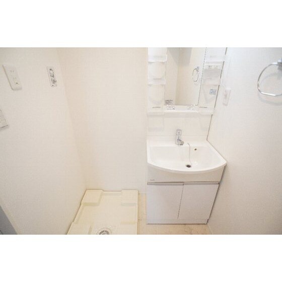 物件内観写真10　(シャンプードレッサー、室内洗濯)