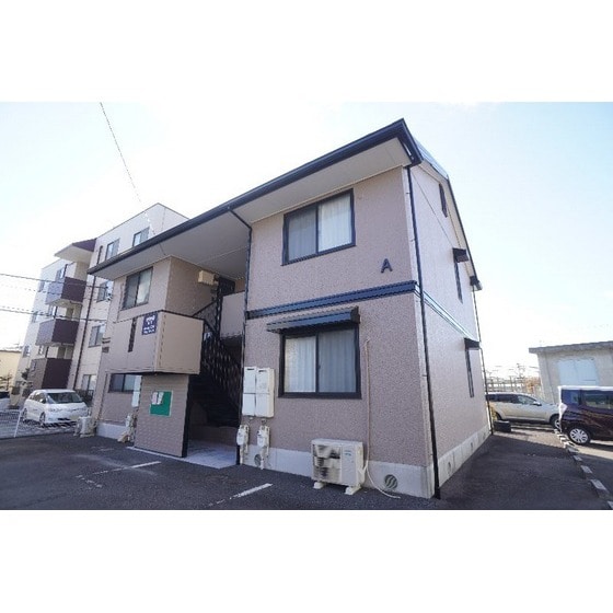 ウェルフィールドＡの物件外観写真