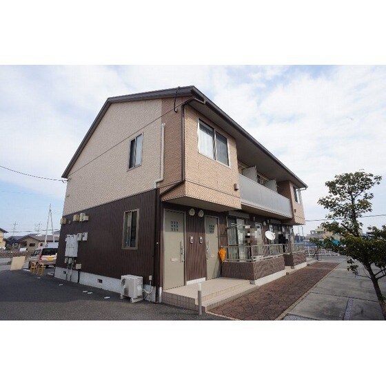 物件外観写真1　(Ａ棟)